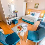 Acacia Mansion 3*